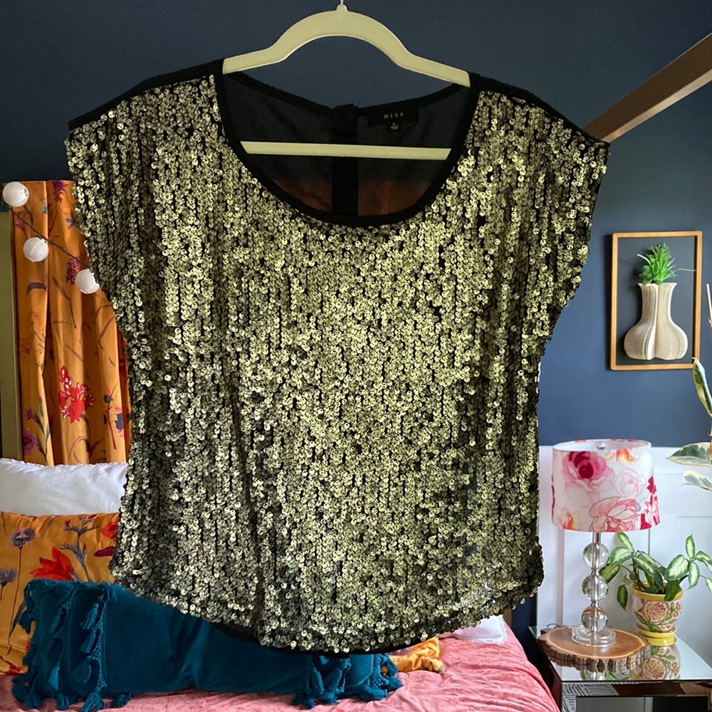 Sequence top